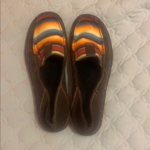 Women’s ariat serape cruiser shoes